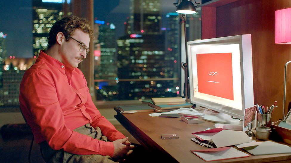 Scene of online dater from Spike Jonez' 2015 film Her