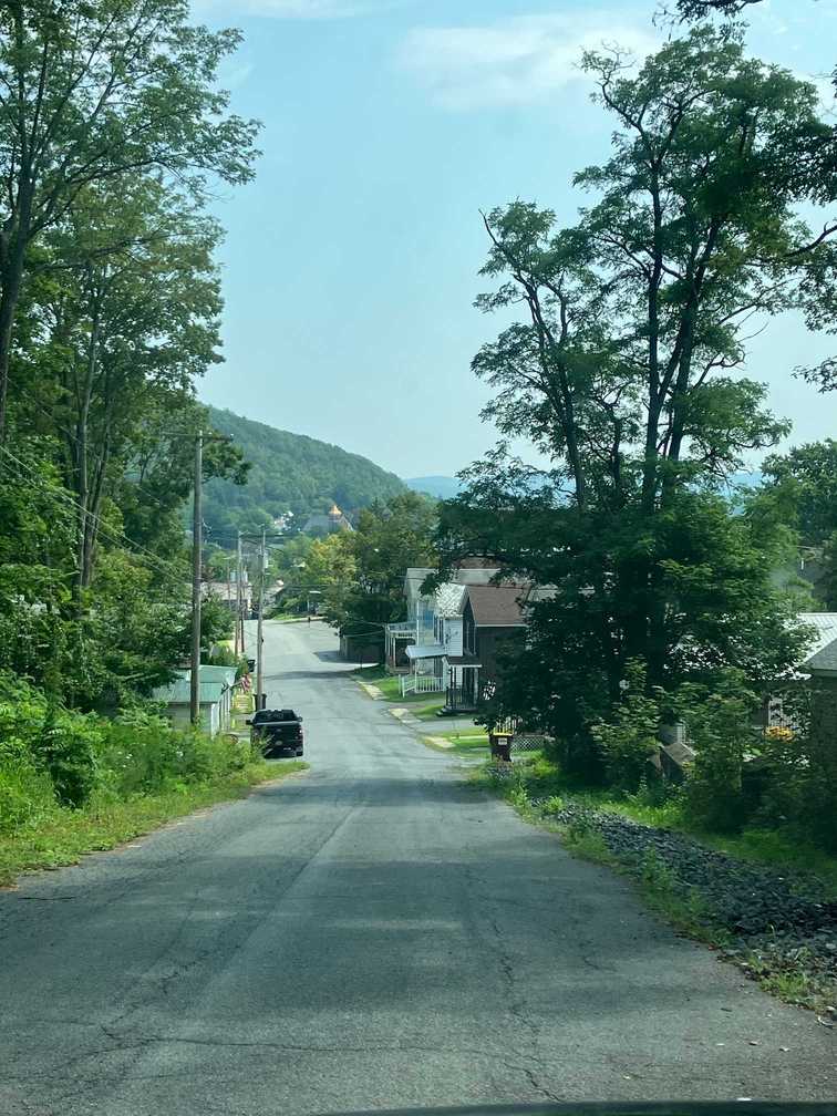 suburban road in upstate New York part of heroin highway