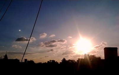 Photograph of Delhi's skyline captured during the year 2015. 